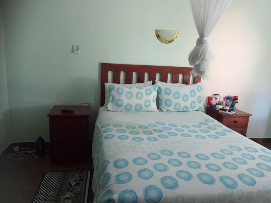 Gloria'S Bed And Breakfast Livingstone Exterior foto