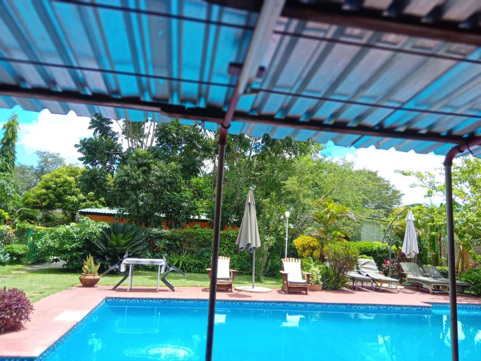 Gloria'S Bed And Breakfast Livingstone Exterior foto